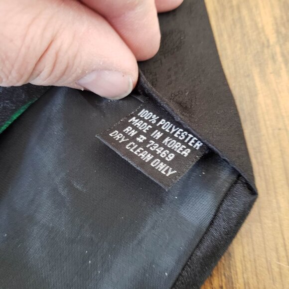 Loony Tunes Mania 90's Character Black 4 Inch Wide Necktie - Picture 4 of 4